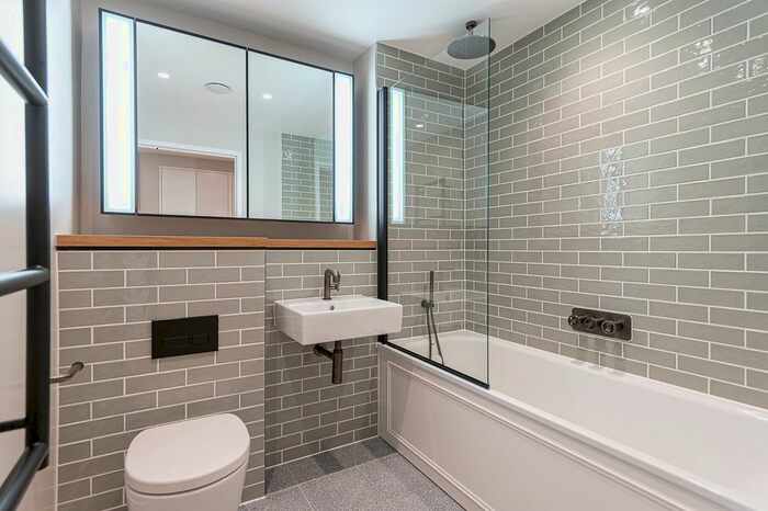 1 Bedroom Flat To Rent In Explorer Way, Mill Hill East NW7