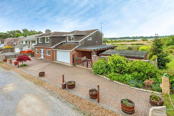 4 Bedroom Detached House For Sale In Beach Road, Upton, Poole, BH16