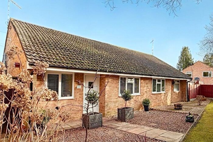 3 Bedroom Semi-Detached Bungalow For Sale In Badger Way, Verwood, BH31