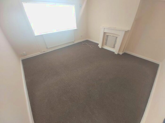3 Bedroom Flat To Rent In Allendale Road, Sunderland, SR3