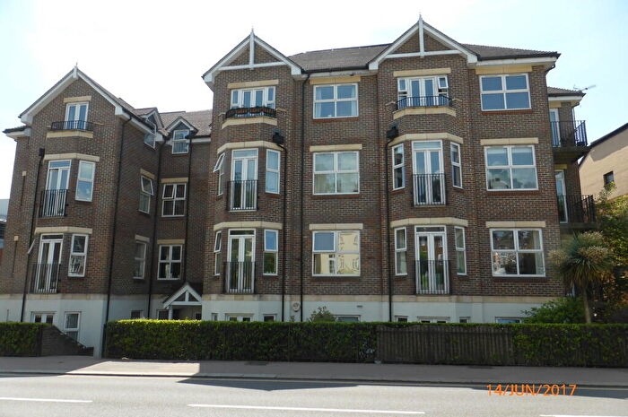 2 Bedroom Flat To Rent In Fusion, RH1