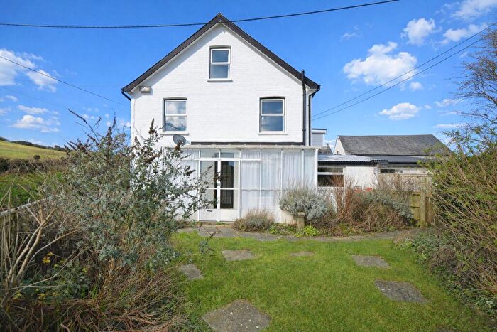 3 Bedroom Semi Detached House For Sale In Chain Free * Niton, PO38