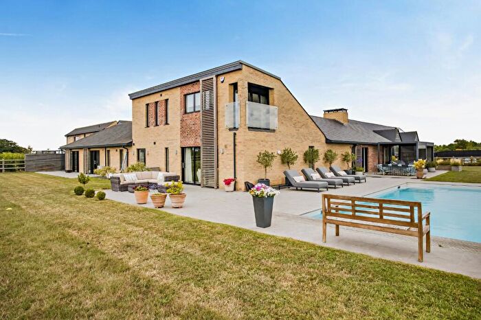 5 Bedroom Detached House For Sale In Bushett Rise, Little Bardfield, Braintree, Essex, CM7