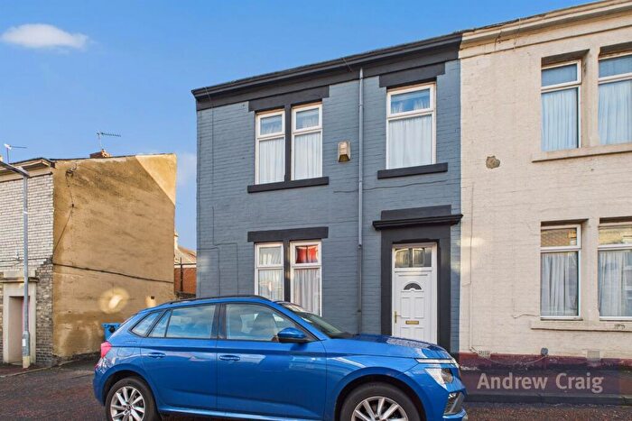 3 Bedroom End Of Terrace House For Sale In Lincoln Street, Gateshead, NE8