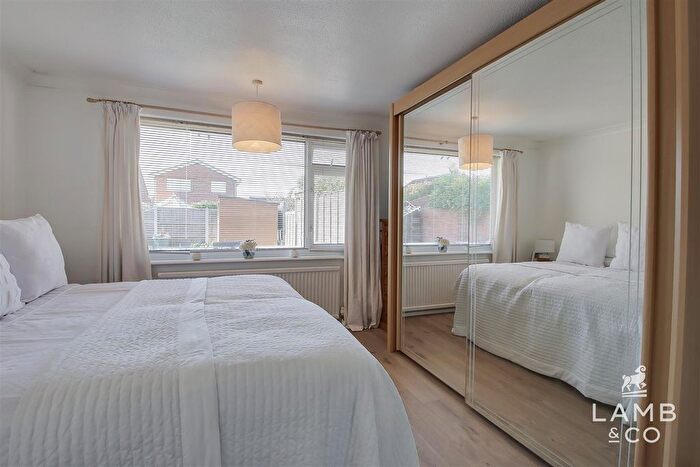 2 Bedroom Semi-Detached Bungalow For Sale In London Road, Clacton-On-Sea, CO15