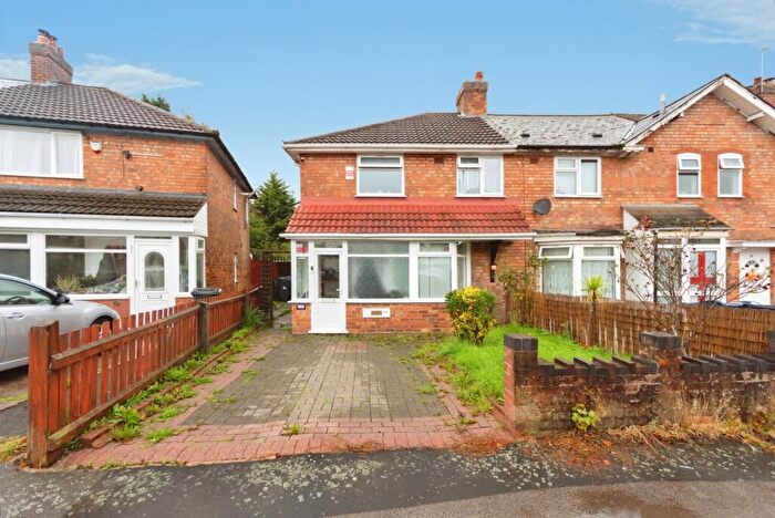 3 Bedroom End Of Terrace House For Sale In Circular Road, Birmingham, West Midlands, B27
