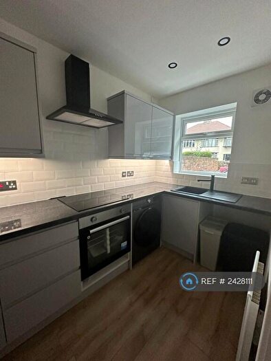 2 Bedroom Flat To Rent In Southwood Road, Liverpool, L17