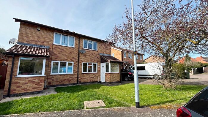 2 Bedroom Semi-Detached House To Rent In Simons Close, South Wigston, LE18