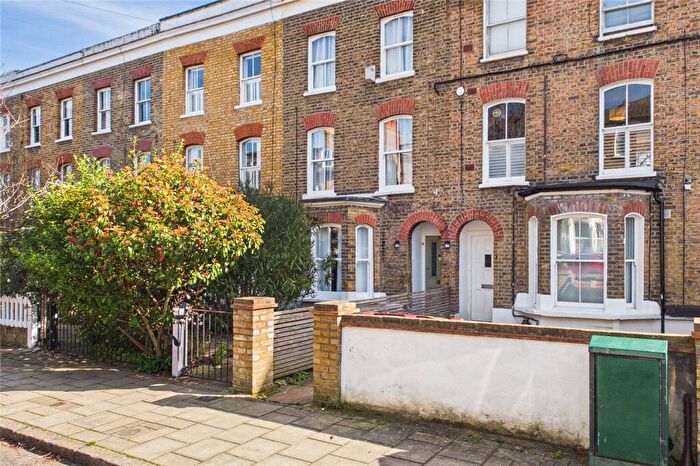 1 Bedroom Apartment For Sale In Milton Road, London, SE24