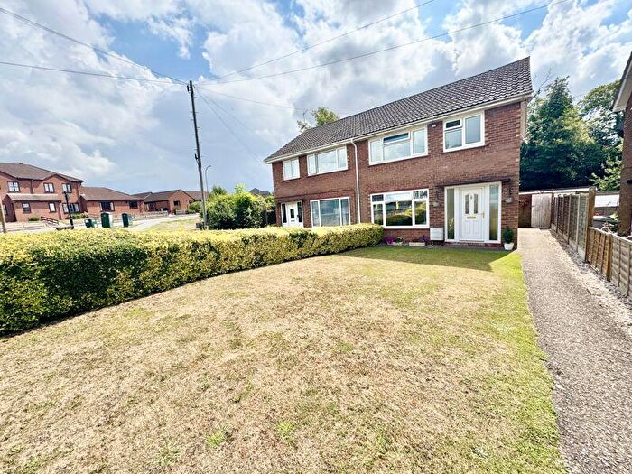 3 Bedroom Semi-Detached House For Sale In Ramsgate, Louth, LN11