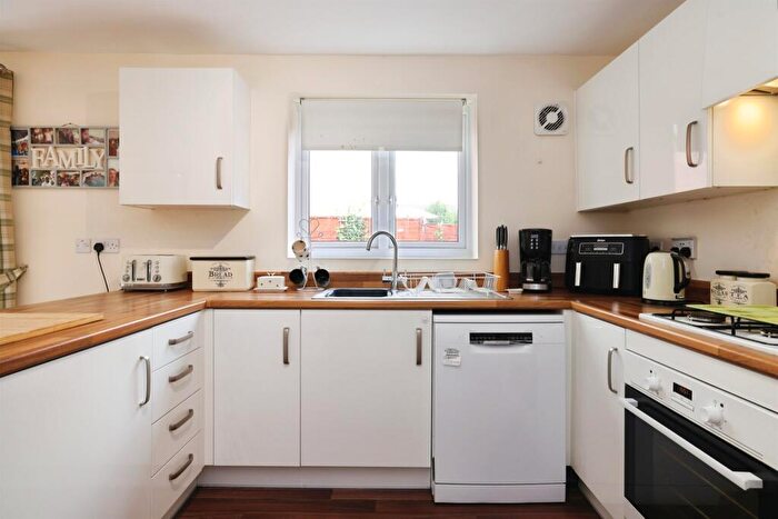 4 Bedroom Detached House For Sale In The Folly, Amesbury, Salisbury, SP4