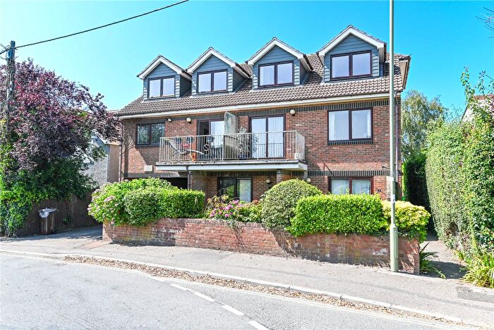 2 Bedroom Flat For Sale In The Silvers, Whitefield Road, New Milton, Hampshire, BH25