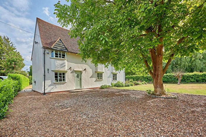 3 Bedroom Detached House For Sale In Bishop's Stortford Outskirts, CM22