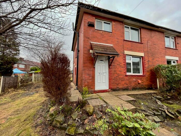 3 Bedroom Semi-Detached House To Rent In Unsworth Street, Radcliffe, Manchester, M26