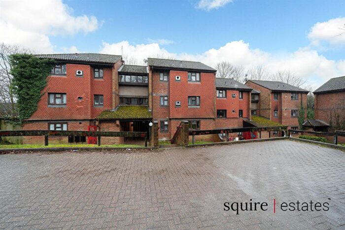 1 Bedroom Flat To Rent In Clarendon Close, Hemel Hempstead, HP2