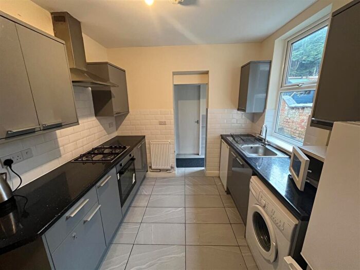 4 Bedroom Terraced House To Rent In Redshaw Street, Derby, -Students /, DE1