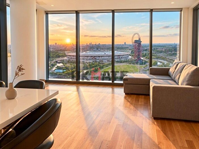 2 Bedroom Flat To Rent In High Street, E15