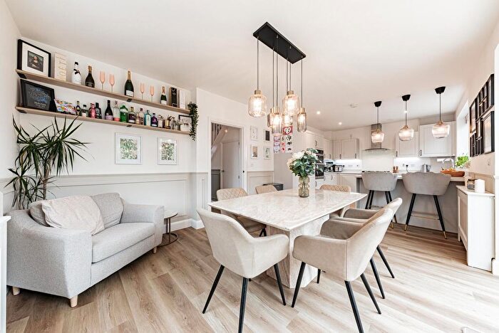 4 Bedroom Detached House For Sale In Butterfield Way, Ash, Canterbury, CT3