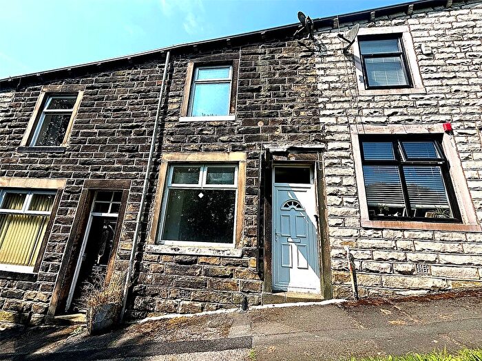 2 Bedroom Terraced House For Sale In Clayton Street, Colne, Lancashire, BB8