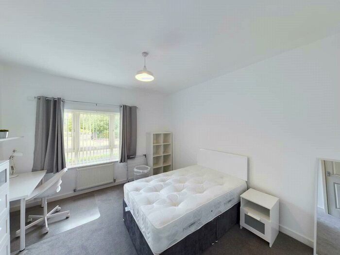 2 Bedroom Flat To Rent In River View, Northampton, NN4