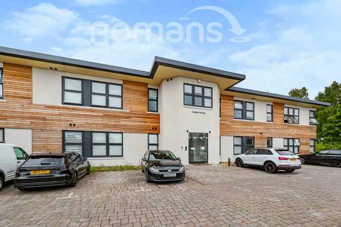 2 Bedroom Apartment To Rent In Brants Bridge, Bracknell, RG12