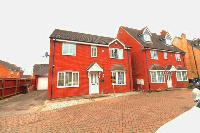 4 Bedroom Detached House To Rent In Oak Avenue, Hampton Hargate, Peterborough, PE7