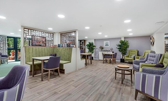1 Bedroom Flat To Rent In Thorn Tree Street, Halifax, HX1