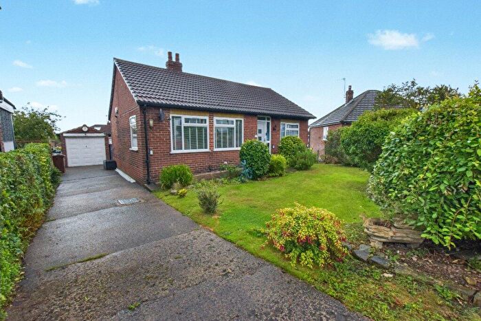 2 Bedroom Bungalow For Sale In Armley Grange Rise, Leeds, West Yorkshire, LS12
