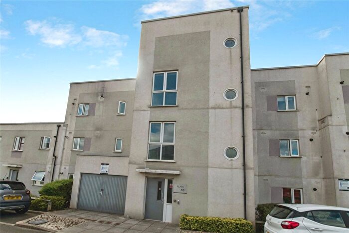 2 Bedroom Flat For Sale In St. Pauls Close, Burnthouse Lane, Exeter, Devon, EX2