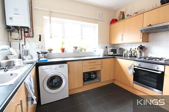 5 Bedroom Terraced House To Rent In Shakespeare Avenue, Southampton, SO17