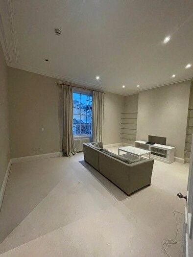 2 Bedroom Flat To Rent In Pembroke Grove, Bristol, BS8