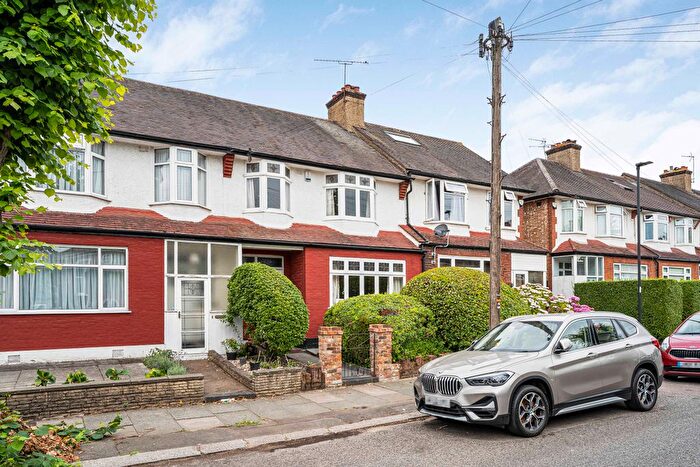 3 Bedroom Terraced House For Sale In First Avenue, Enfield, EN1