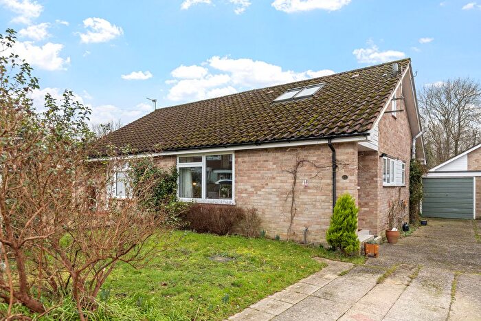 4 Bedroom Chalet For Sale In Bourne Way, Midhurst, GU29