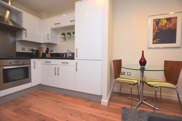 Apartment To Rent In Shire House, Napier Street, Sheffield, S11