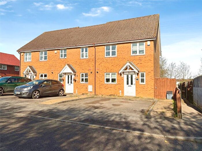 3 Bedroom End Of Terrace House For Sale In Chestnut Row, Ambrosden, Bicester, OX25