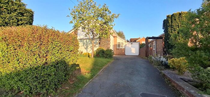 2 Bedroom Detached Bungalow For Sale In Llys Clwyd, St. Asaph, LL17