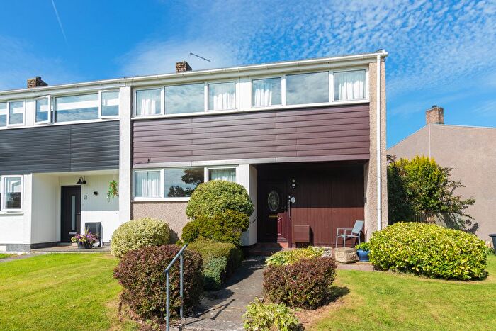 3 Bedroom End Of Terrace House For Sale In St. Vincent Place, East Kilbride, Glasgow, G75