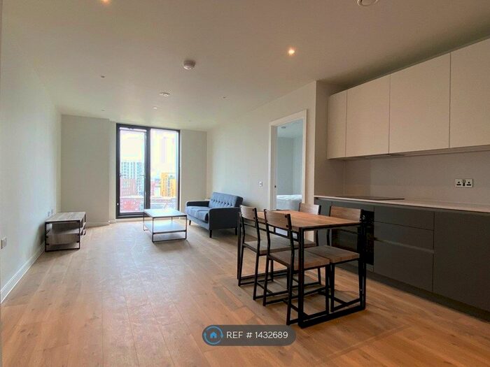 2 Bedroom Flat To Rent In Aspin Lane, Manchester, M4
