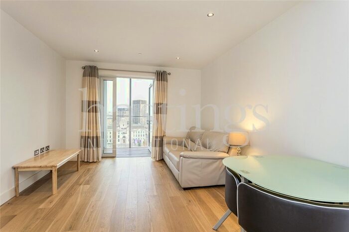 1 Bedroom Flat To Rent In Cribb Lodge, Love Lane, London, SE18