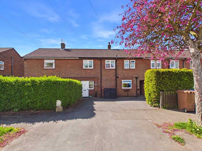 3 Bedroom Town House For Sale In Laburnum Crescent, Allestree, DE22