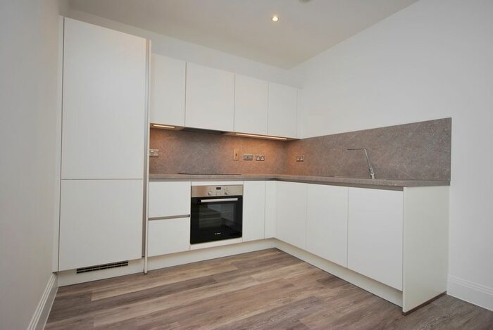 1 Bedroom Flat To Rent In Elmfield Road, Bromley, BR1