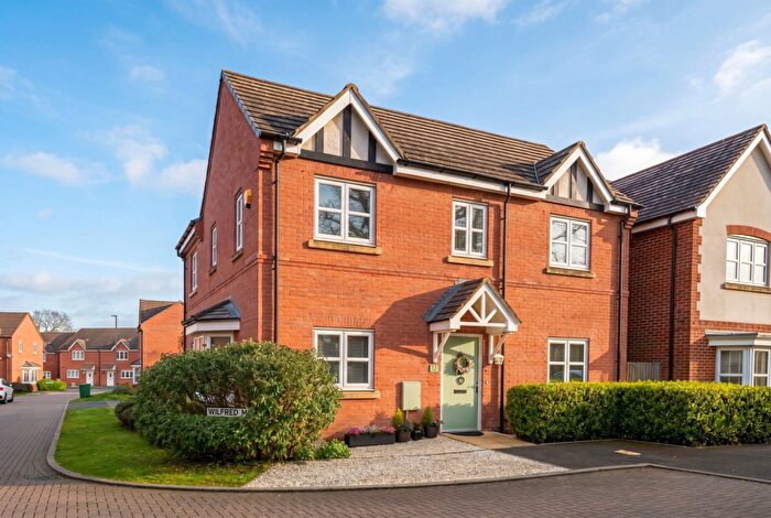 4 Bedroom Detached House For Sale In Wilfred Mews, Wythall, B47