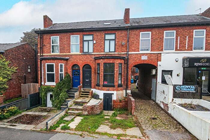 4 Bedroom Terraced House For Sale In Urmston Lane, Stretford, Manchester, M32