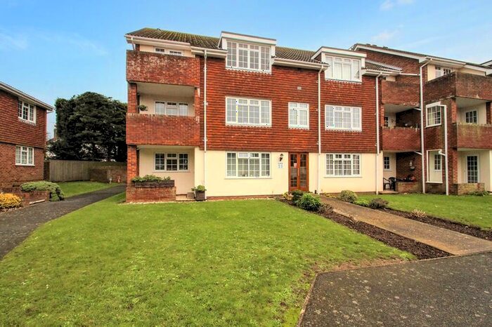 2 Bedroom Apartment To Rent In Lamorna Grove, Worthing, BN14