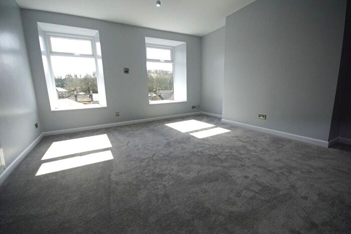 1 Bedroom Apartment For Sale In High St West, Glossop, **View Now!**, SK13
