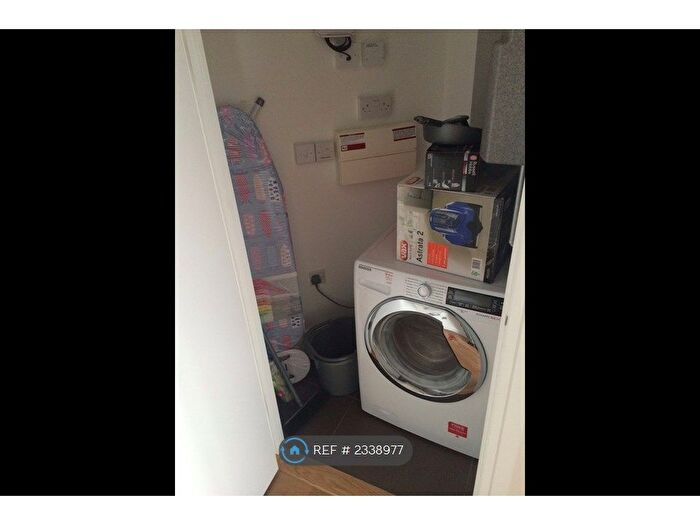 1 Bedroom Flat To Rent In Molesworth Street, London, SE13