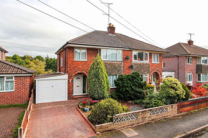 3 Bedroom Semi-Detached House For Sale In River Lane, Partington, Manchester, M31
