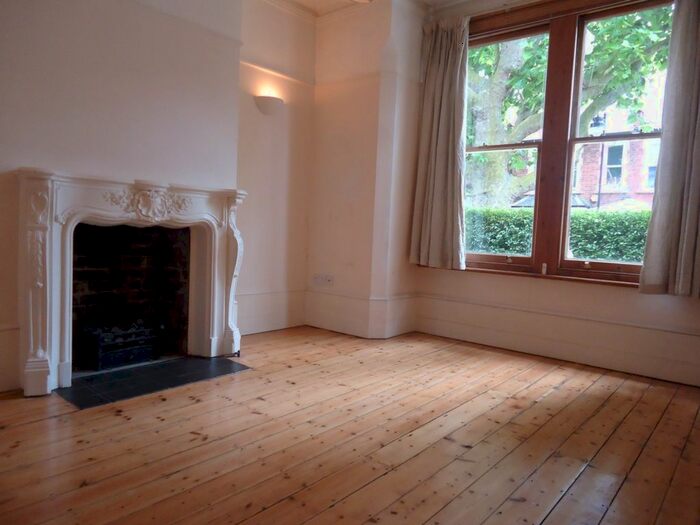 5 Bedroom Terraced House To Rent In Harberton Road, Whitehall Park, N19
