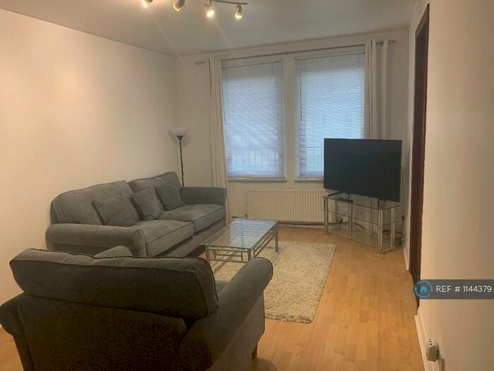 2 Bedroom Flat To Rent In Picktillum Place, Aberdeen, AB25