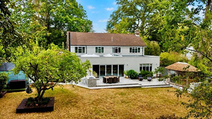 5 Bedroom Detached House For Sale In Highclere Drive, Camberley, GU15
